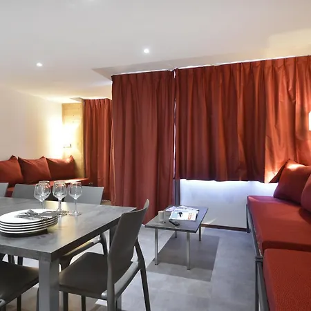 Résidence Saint Jacques A - Rénové Et Confort · Cœur De Station · Balcon Mae-3451 Appartement *